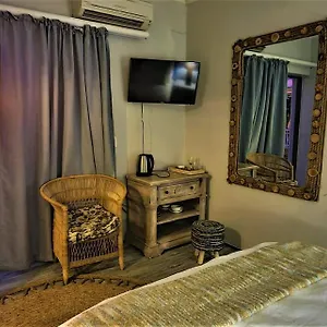 Bed & Breakfast African Vibes Camps Bay, Cape Town