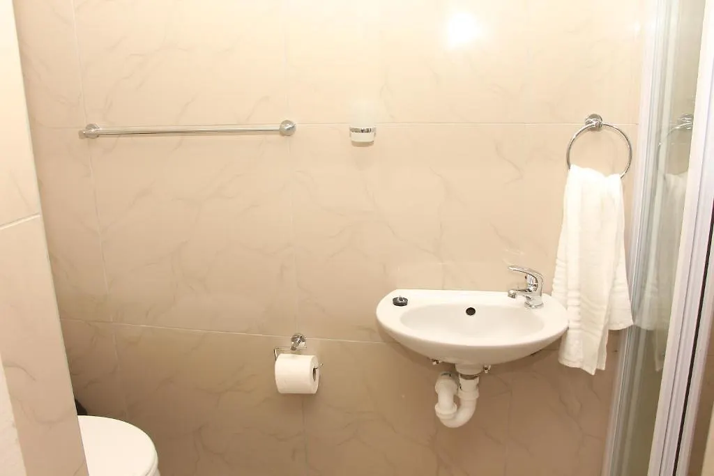 Premier Guest House Cape Town 2*,